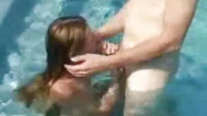 Op erotiek gratis films de bank de klantenpet likken en in plaats van een massage voor zijn lul