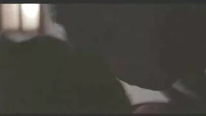Mannelijke sapverwijdering in beste erotische films de vagina van de blonde met siliconenborsten