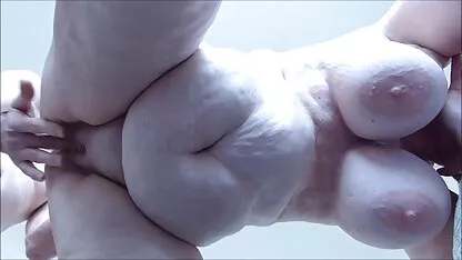 Meisjes vrouwvriendelijke erotische films Betastende Pik