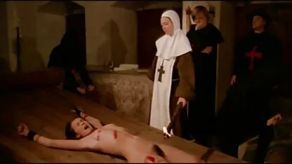 Milf met natuurlijke de beste erotische films tieten die natte poesjes vingeren en genieten