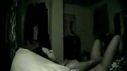 Slanke meisjes met strakke broeken erotiche filmpjes doen gewoon plezier