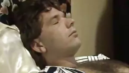 Ik ben niet bang met een grote penis en mag erotieke films jezelf neuken in de strakke kont.