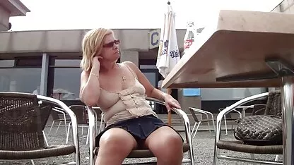 Langharige Russische vrouw die seks heeft met een man erothiek films amuletten