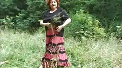 Dude grow vlaamse erotische films a penis that is strong between the legs of a slender girl
